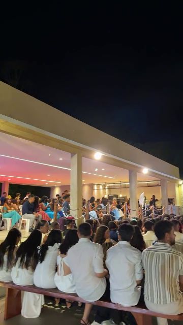 Vídeo: Evento com palco
